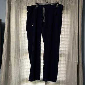 Like New FIGS XL Navy scrub pants